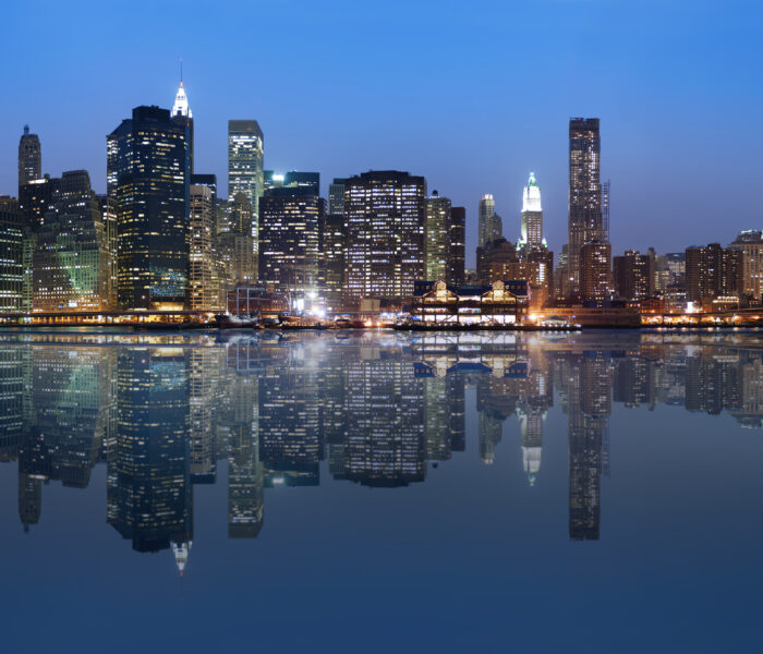 Businesses negotiating IT procurement strategy for software, SaaS, and cloud solutions